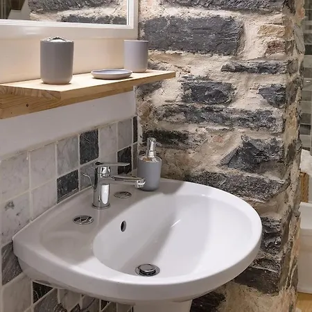 Stone Tower - 5 Minuti Dal Centro Storico Apartamento *