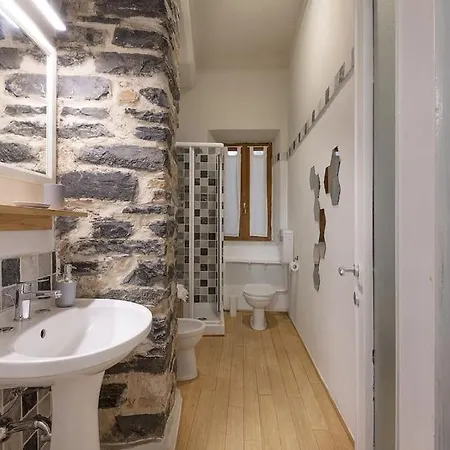 Apartamento Stone Tower - 5 Minuti Dal Centro Storico