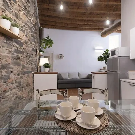 Apartamento Stone Tower - 5 Minuti Dal Centro Storico Como